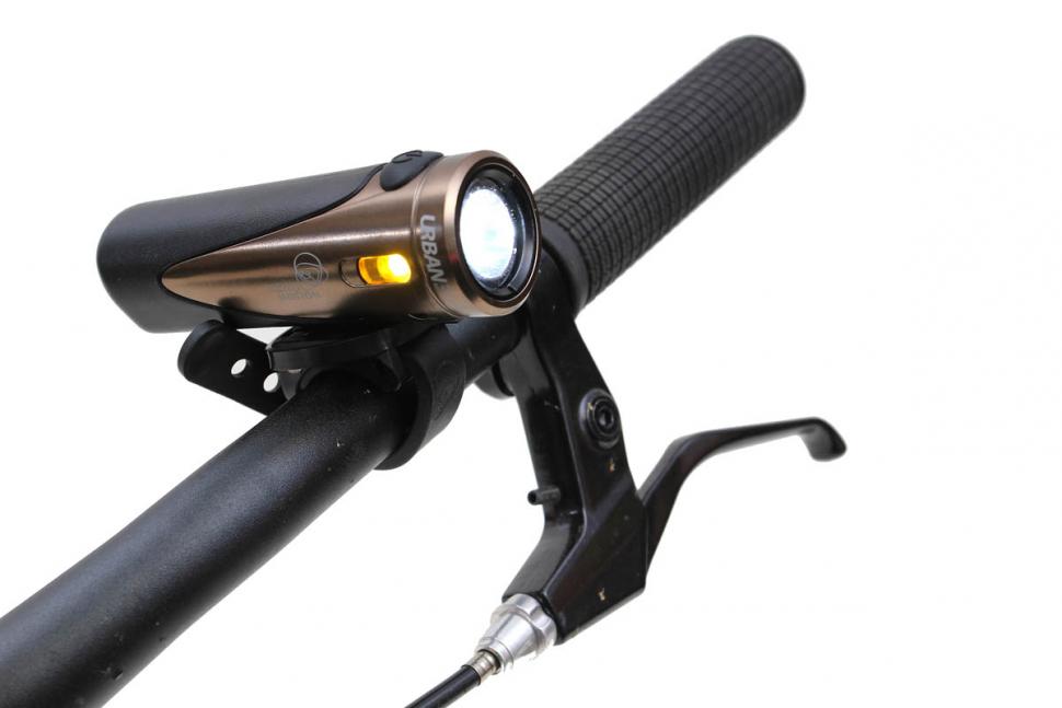 Review Light Motion Urban 300 Light System road.cc